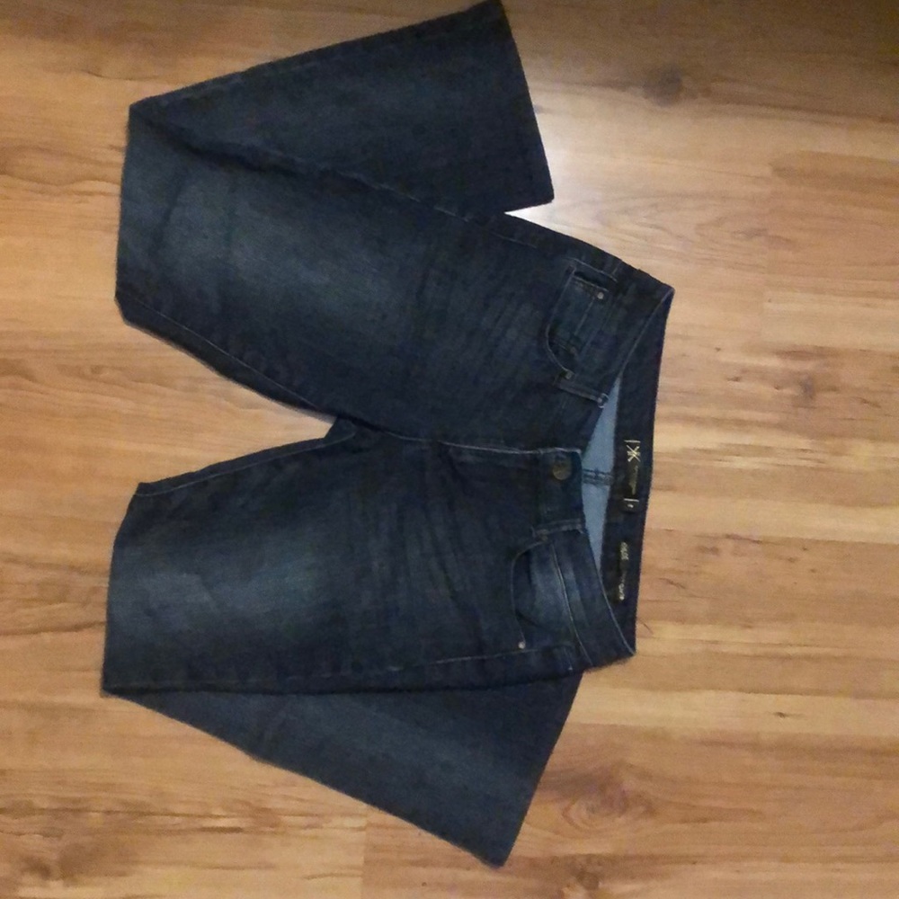 Khloe Kardashian jeans